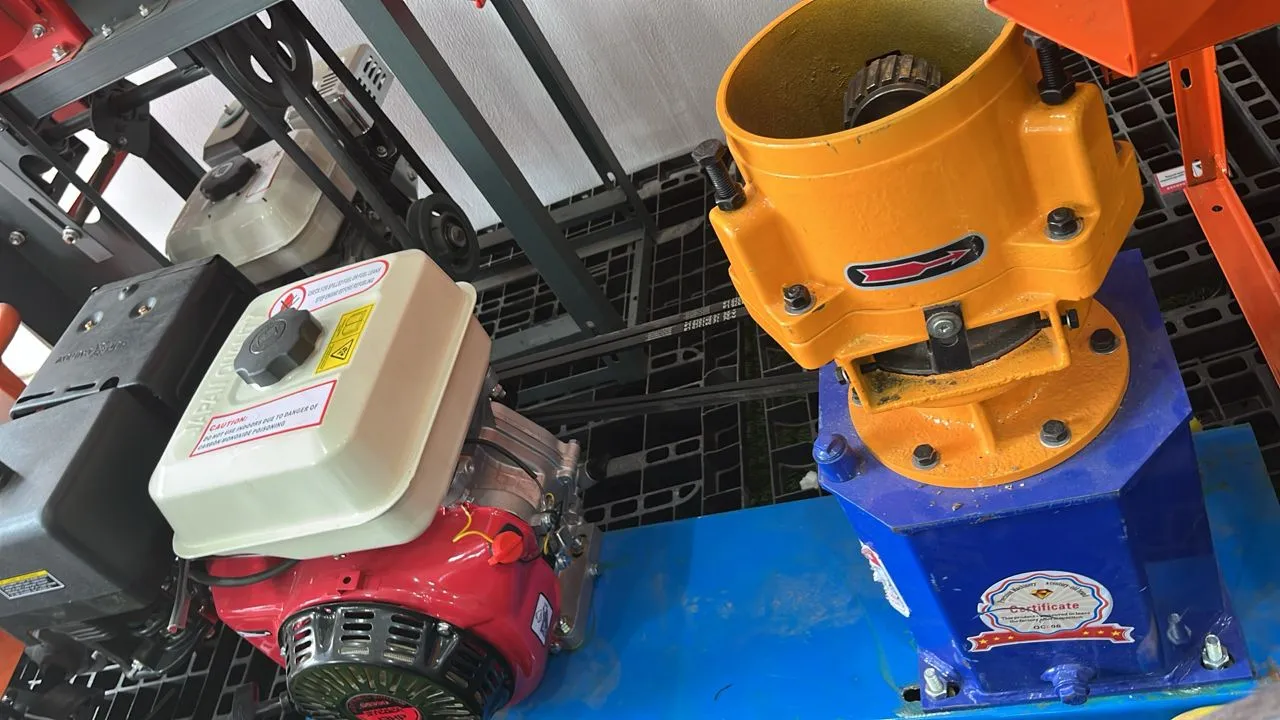 Feed Pellet Machine